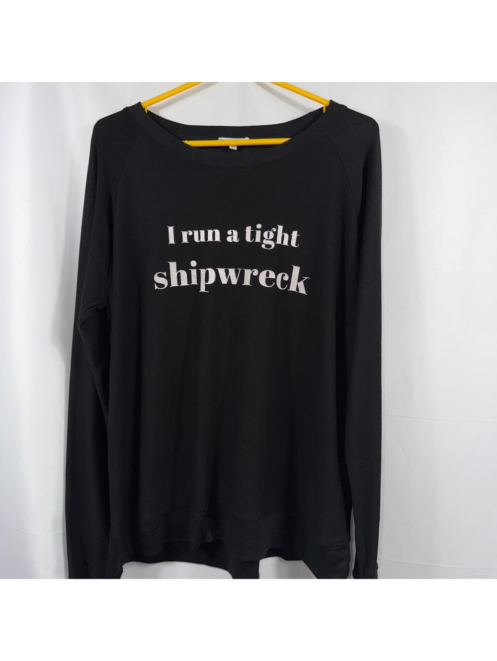 Mary Square Women’s XL Black “I Run a Tight Shipwreck” Graphic Sweatshirt